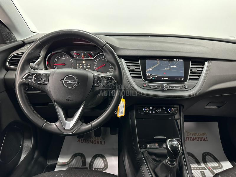 Opel Grandland X 1.2 INNOVATION