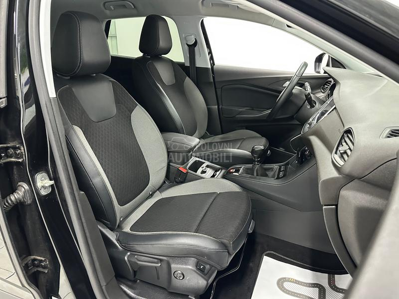 Opel Grandland X 1.2 INNOVATION