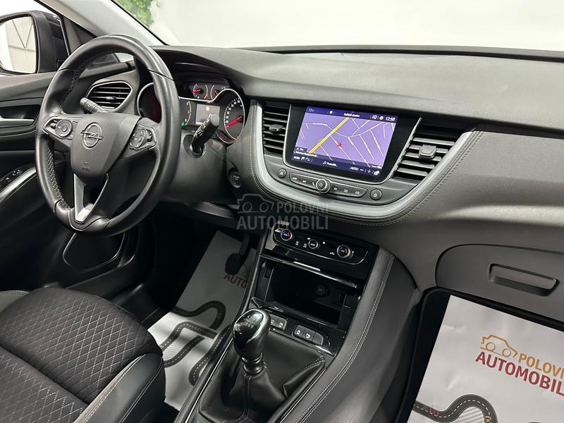 Opel Grandland X 1.2 INNOVATION