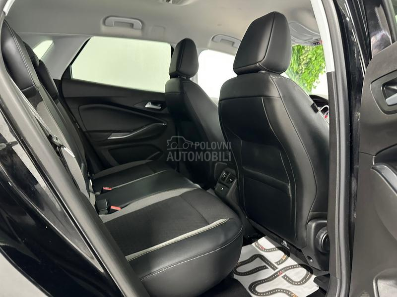 Opel Grandland X 1.2 INNOVATION