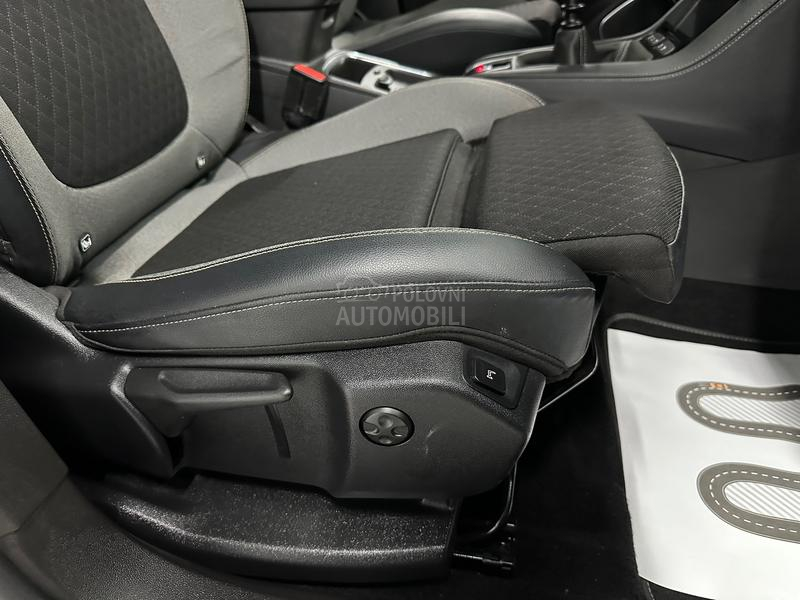 Opel Grandland X 1.2 INNOVATION