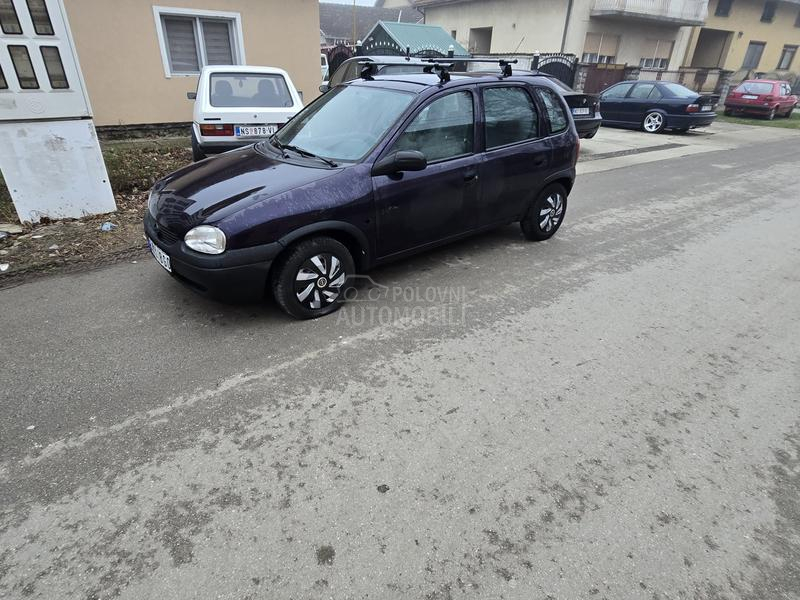 Opel Corsa B 