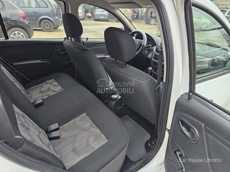 Dacia Sandero 1.2