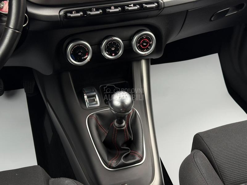 Alfa Romeo Giulietta 1.4 TB VELOCE SWlSS