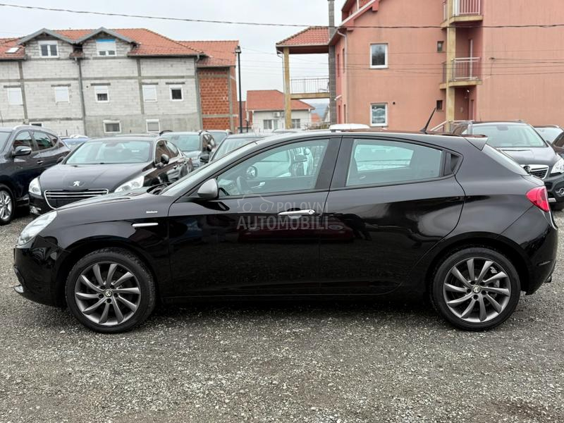 Alfa Romeo Giulietta 1.4 TB VELOCE SWlSS