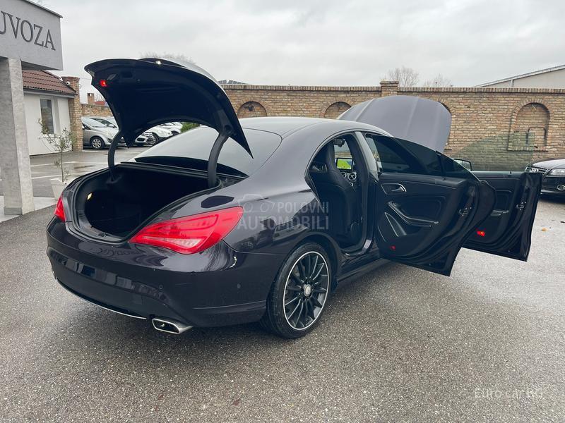 Mercedes Benz CLA 200 AMG