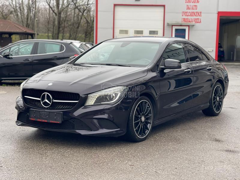 Mercedes Benz CLA 200 AMG