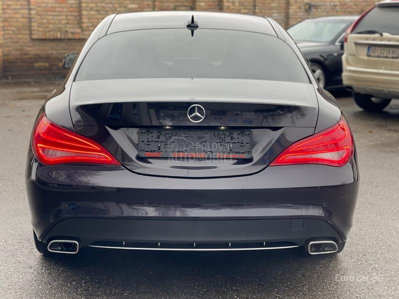 Mercedes Benz CLA 200 AMG