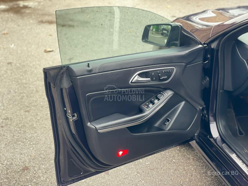 Mercedes Benz CLA 200 AMG