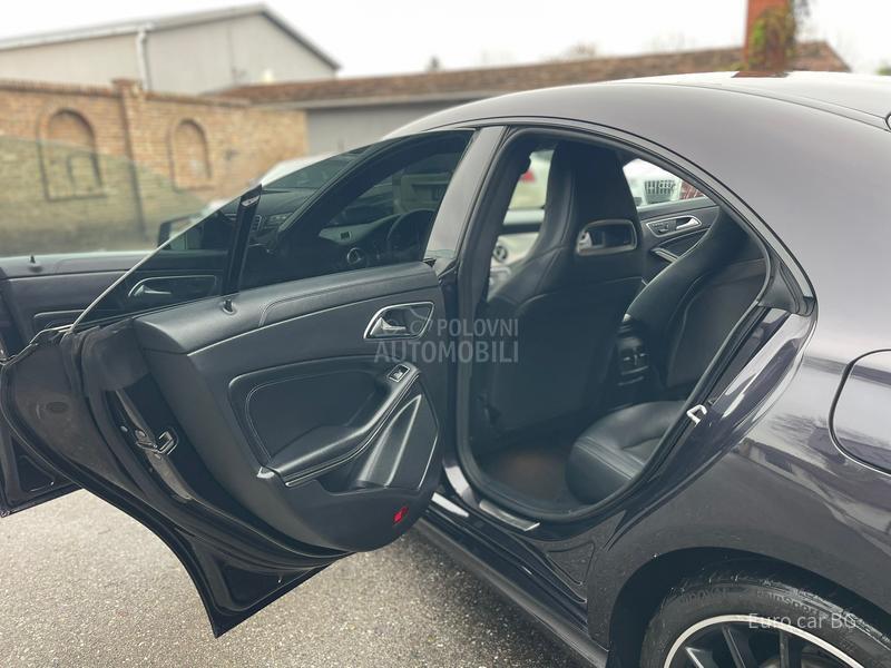 Mercedes Benz CLA 200 AMG