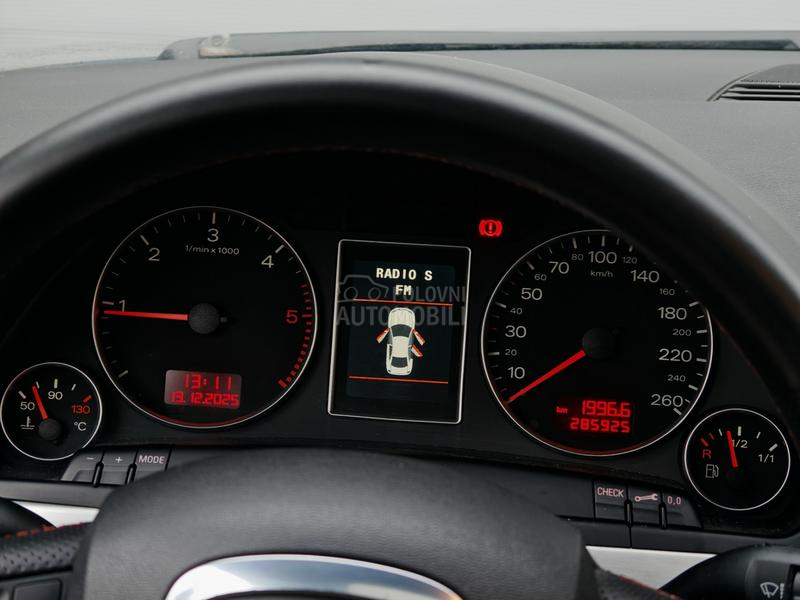 Audi A4 2.0 TDI/ 3 X S LINE