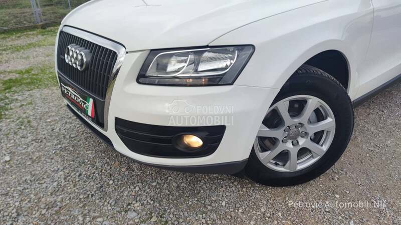 Audi Q5 2.0TDi/QUATTRO/T.O.P