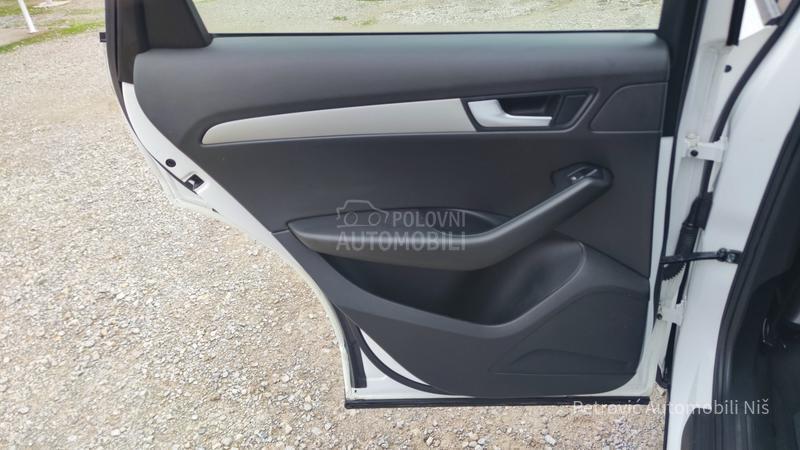 Audi Q5 2.0TDi/QUATTRO/T.O.P