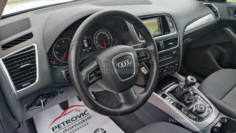 Audi Q5 2.0TDi/QUATTRO/T.O.P