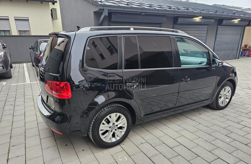 Volkswagen Touran 1.6TDI Bluemotion