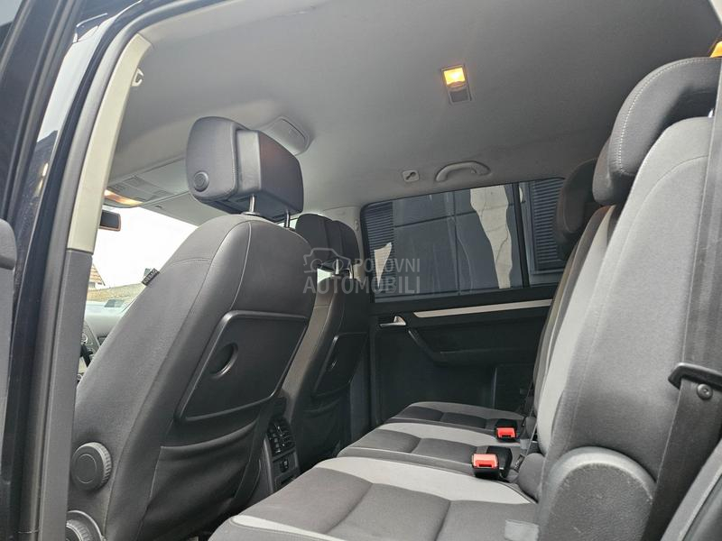 Volkswagen Touran 1.6TDI Bluemotion