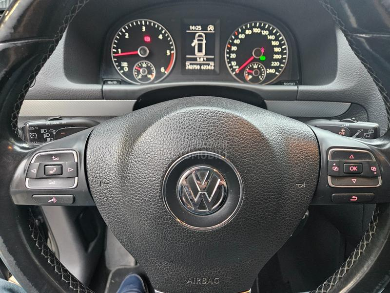 Volkswagen Touran 1.6TDI Bluemotion
