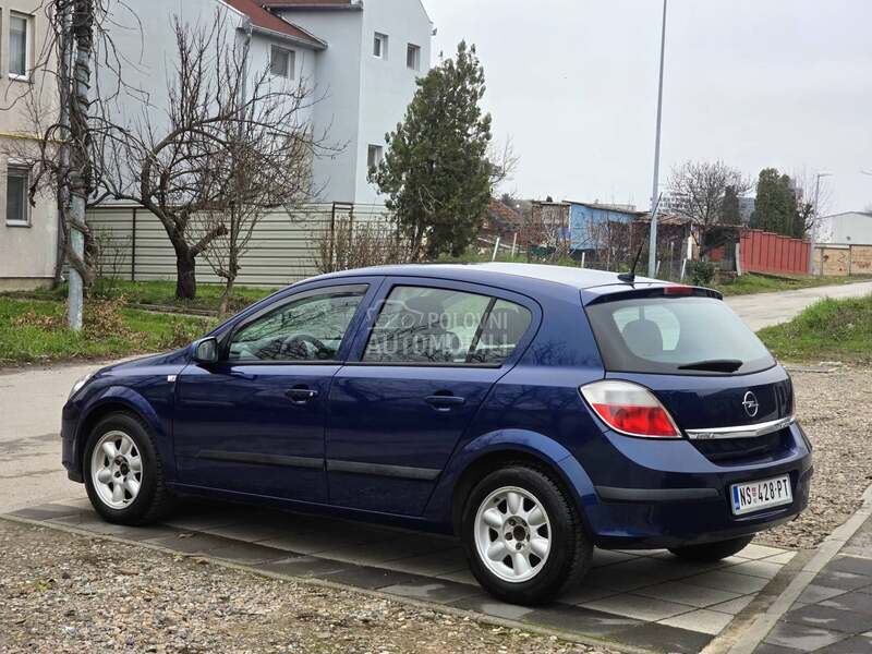 Opel Astra H 1.7 DTI