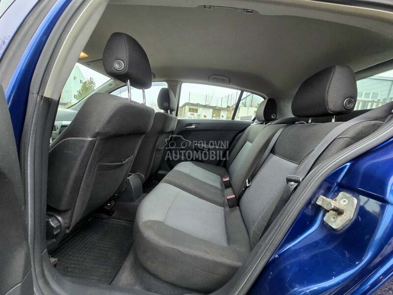 Opel Astra H 1.7 DTI