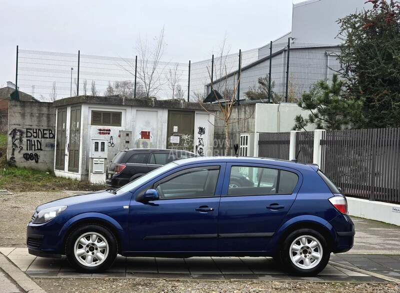 Opel Astra H 1.7 DTI