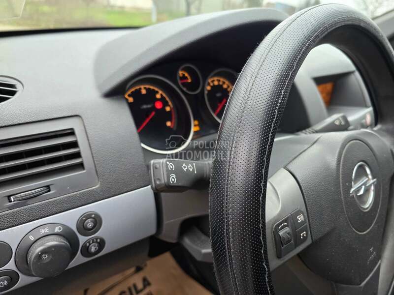 Opel Astra H 1.7 DTI