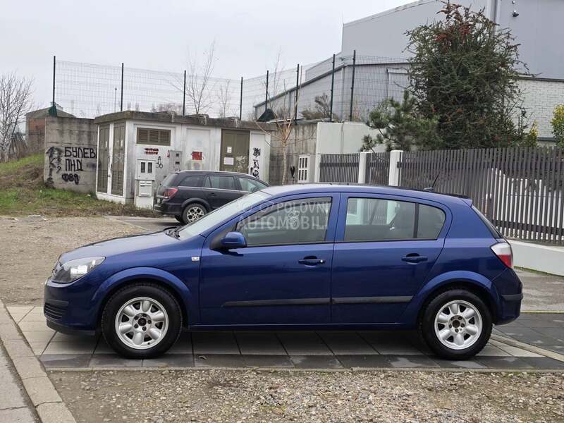 Opel Astra H 1.7 DTI