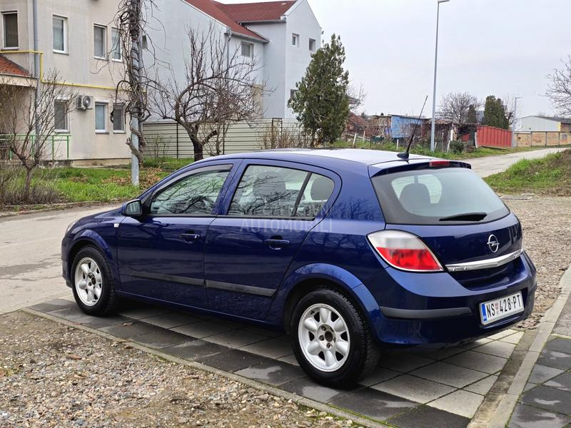 Opel Astra H 1.7 DTI