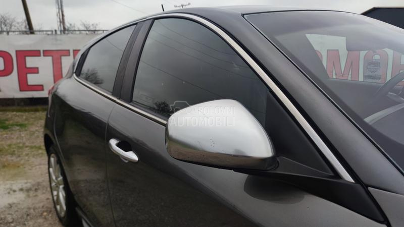 Alfa Romeo Giulietta 2.0JTDM /DISTINCIVE/