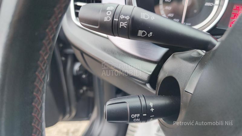 Alfa Romeo Giulietta 2.0JTDM /DISTINCIVE/