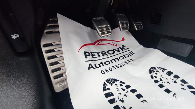 Alfa Romeo Giulietta 2.0JTDM /DISTINCIVE/