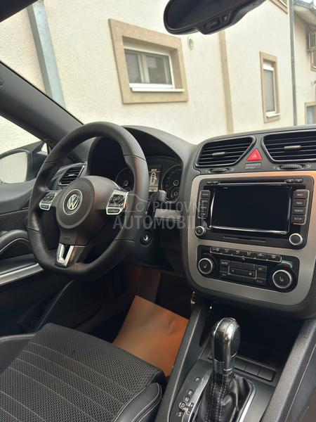 Volkswagen Scirocco 2.0 DSG R LINE