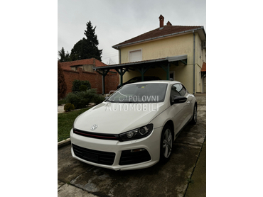 Volkswagen Scirocco 2.0 DSG R LINE