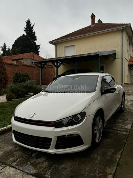 Volkswagen Scirocco 2.0 DSG R LINE