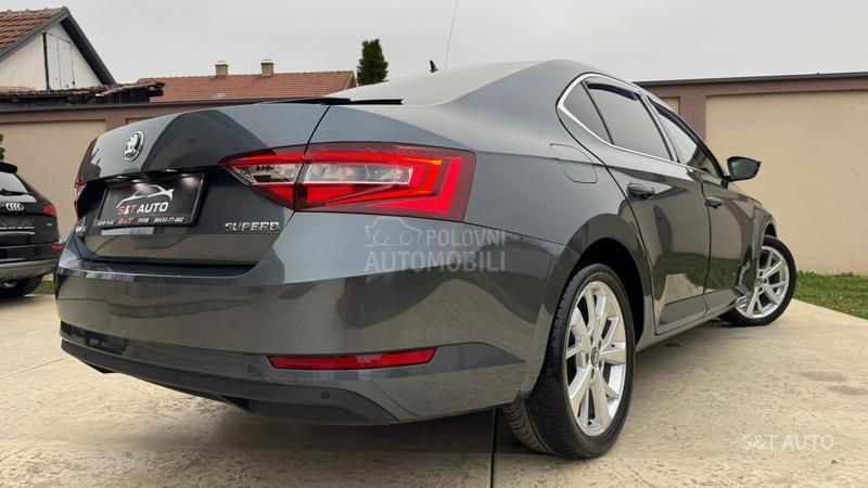 Škoda Superb 2.0 TDI/DSG/LED/FUL