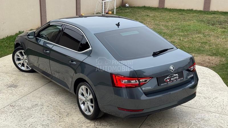 Škoda Superb 2.0 TDI/DSG/LED/FUL