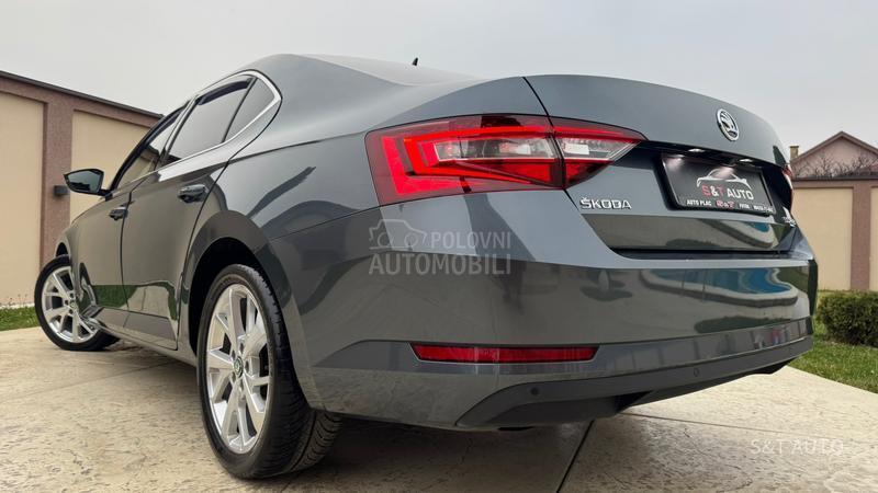 Škoda Superb 2.0 TDI/DSG/LED/FUL