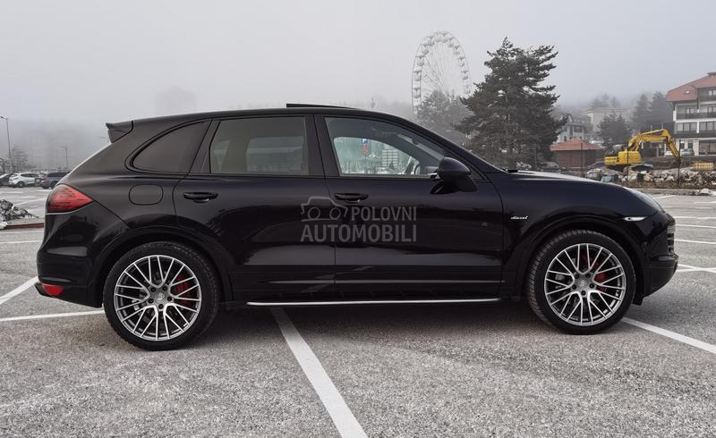 Porsche Cayenne 3.0 O. P. I. S
