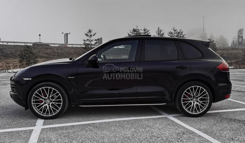 Porsche Cayenne 3.0 O. P. I. S