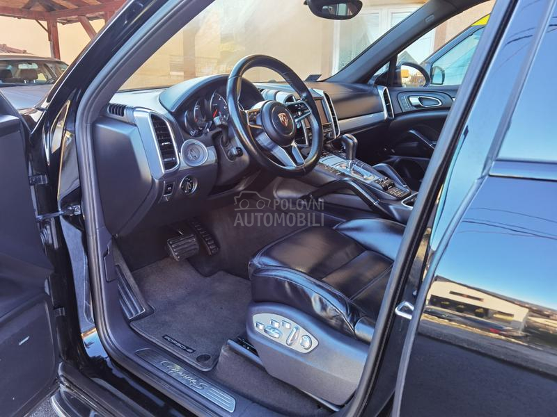 Porsche Cayenne 3.0 O. P. I. S