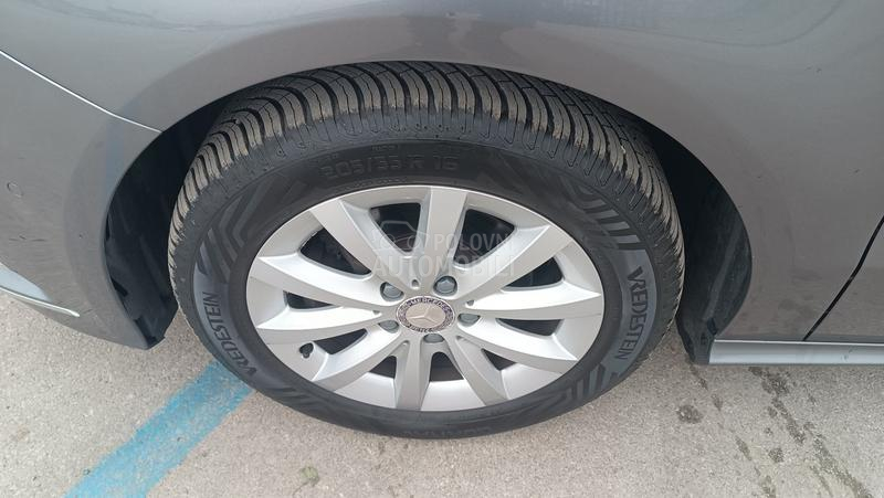 Mercedes Benz B 180 Blueefficiency