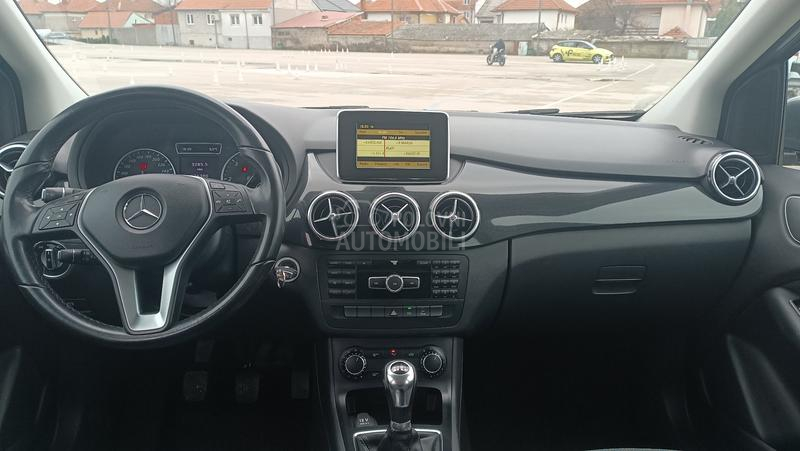 Mercedes Benz B 180 Blueefficiency