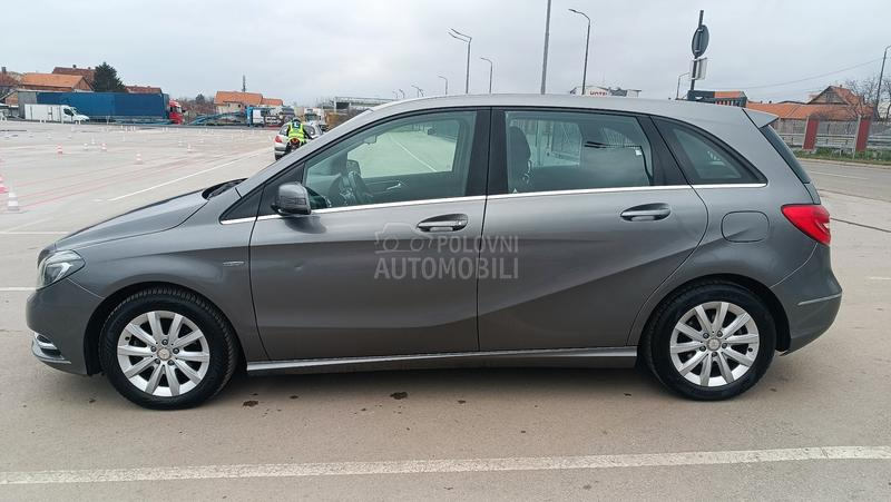 Mercedes Benz B 180 Blueefficiency
