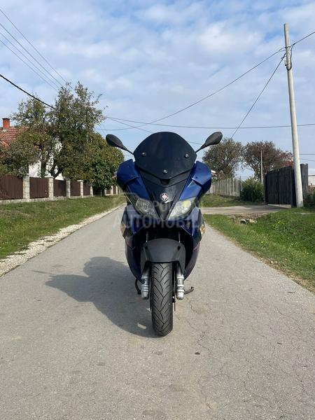 Gilera nexus 500