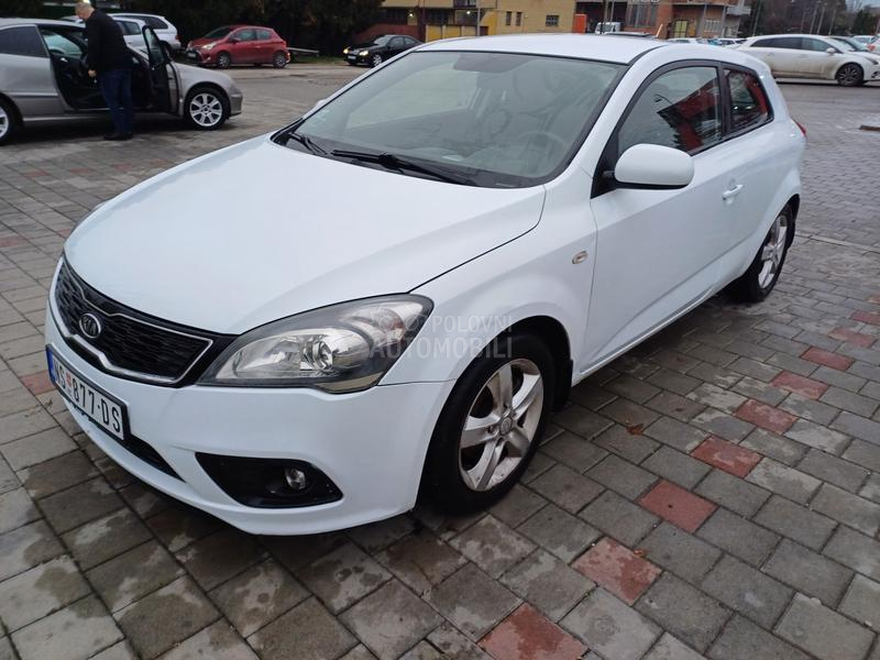 Kia pro_cee`d 