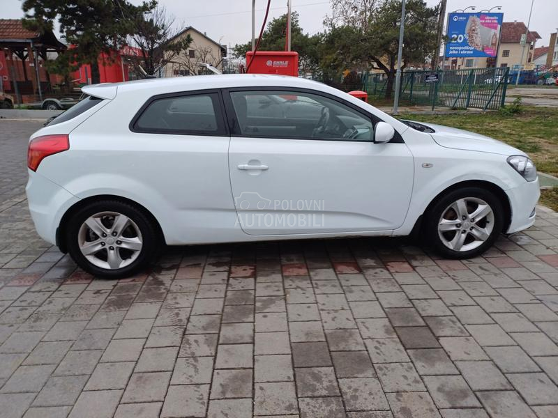 Kia pro_cee`d 