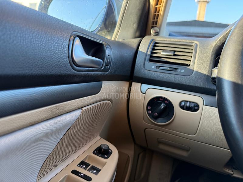 Volkswagen Golf 5 1.9