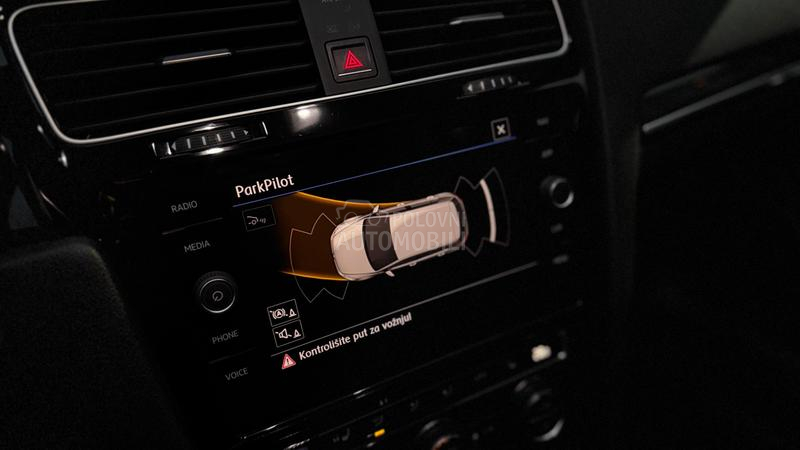 Volkswagen Golf 7 R line