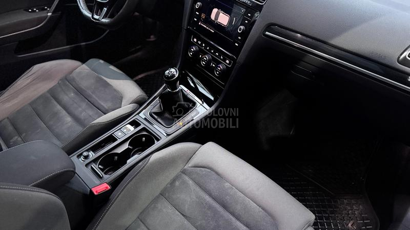 Volkswagen Golf 7 R line