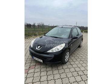 Peugeot 206 plus 