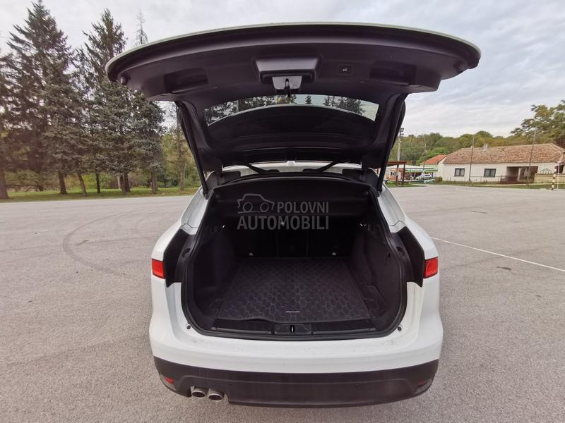 Jaguar F pace 